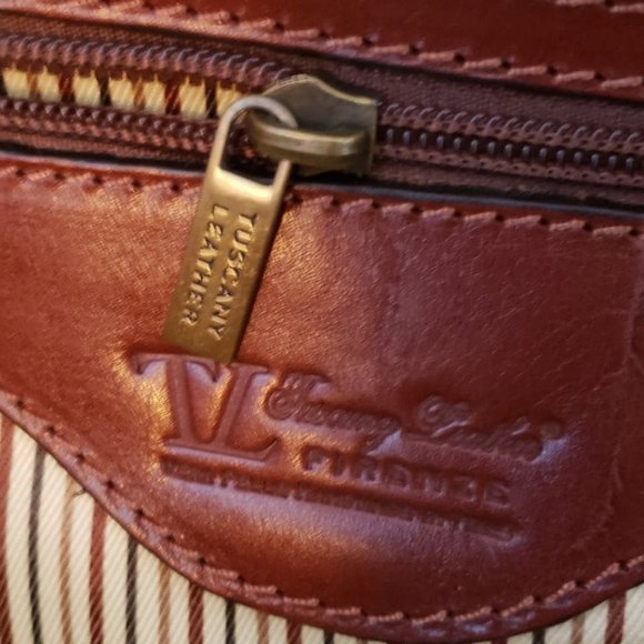 Tuscany Leather Firenze Travel Duffle Bag - Picture 4 of 5